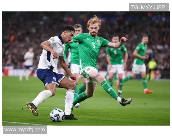 英格兰足球黑人球星的成长之路与社会影响力探索